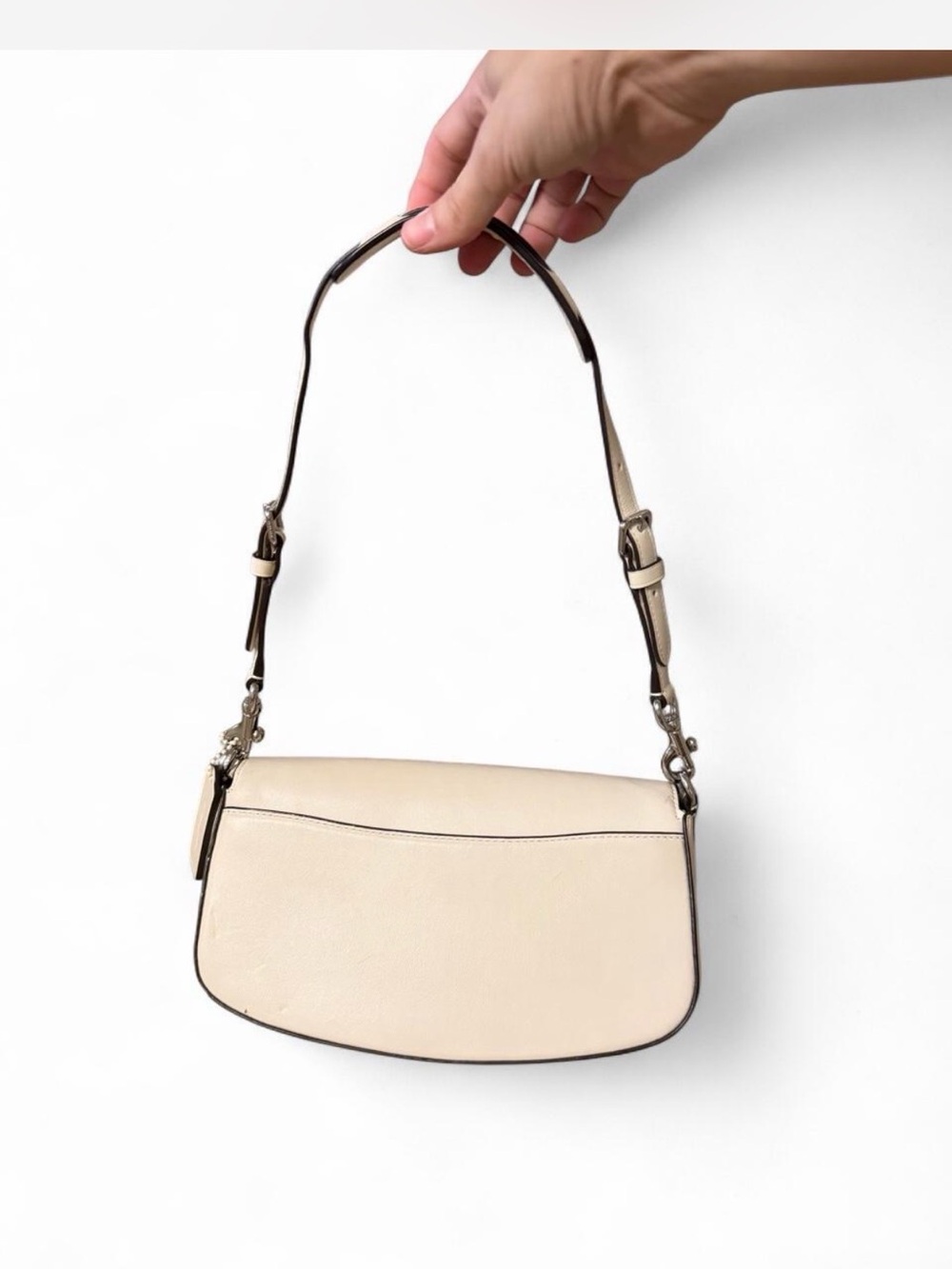Coach Andrea Shoulder Bag (Style CT76B) in Chalk White - Picture 3 of 8